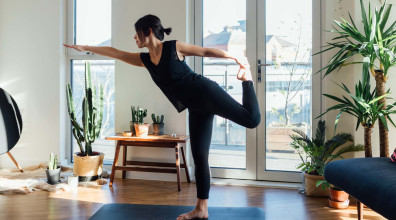Hướng Dẫn Cách Tập Yoga Tại Nhà Cho Người Mới Bắt Đầu Từ Chuyên Gia!