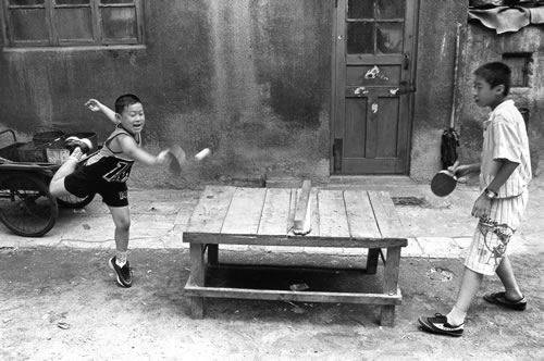 Thời trẻ thì tìm mọi cách để đến được với môn bóng bàn khi đã đam mê