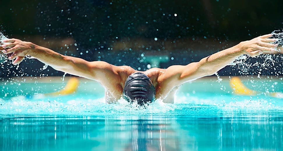 Bơi lội giúp cải thiện tốc độ và sự dẻo dai của người tập