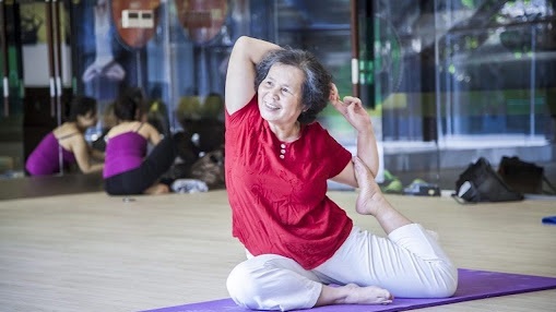 Tập yoga giúp cải thiện sức khỏe xương khớp và sự dẻo dai của cơ thể