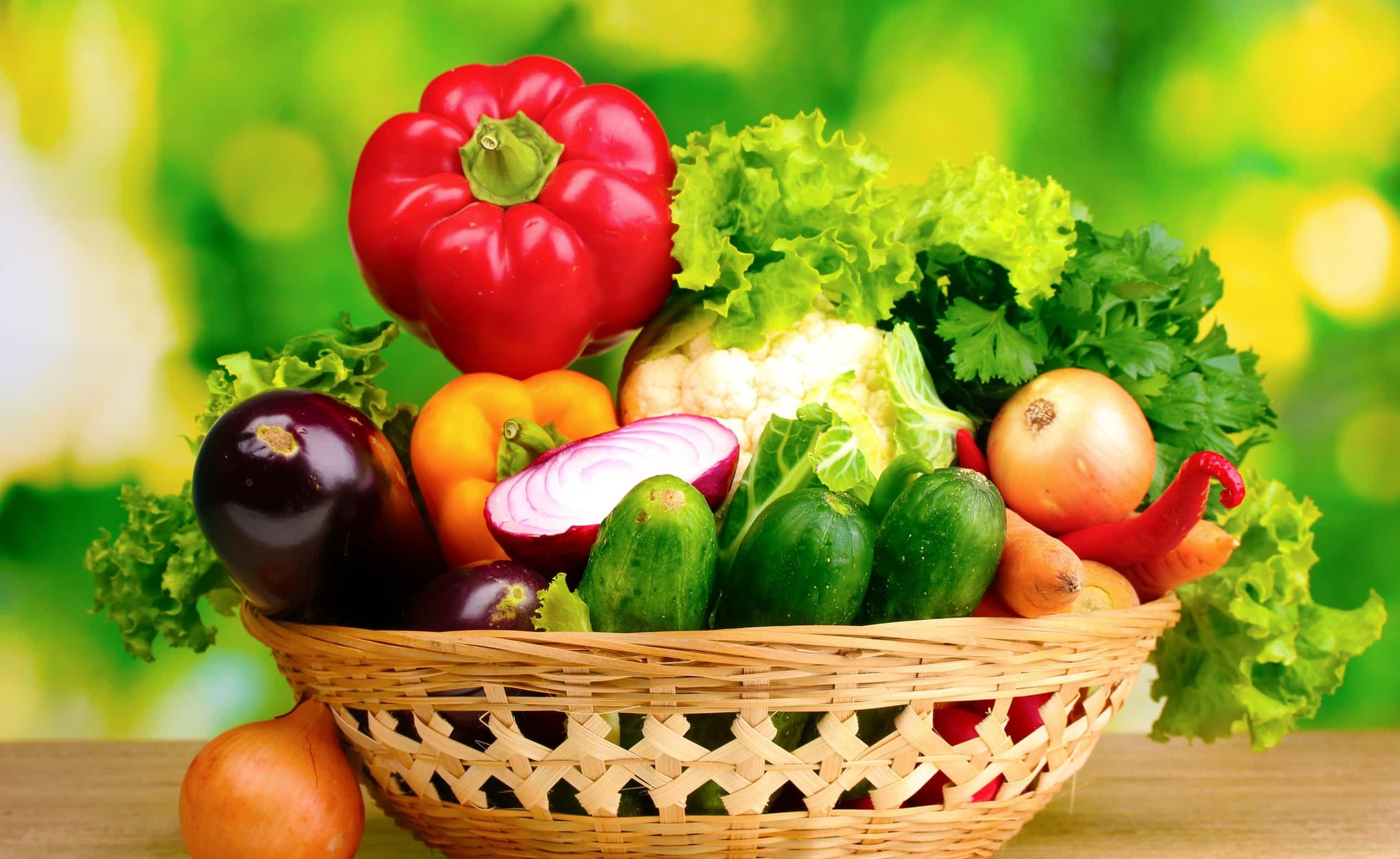 Rau xanh là thực phẩm không nên thiếu trong chế độ ăn của người tập