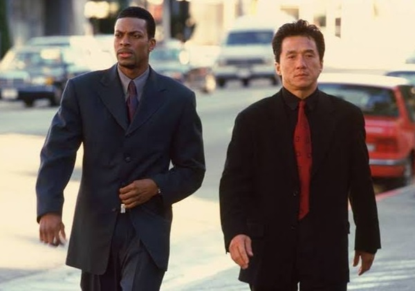 Chris Tucker và Thành Long lần lượt trong vai thanh tra và thám tử trong phim