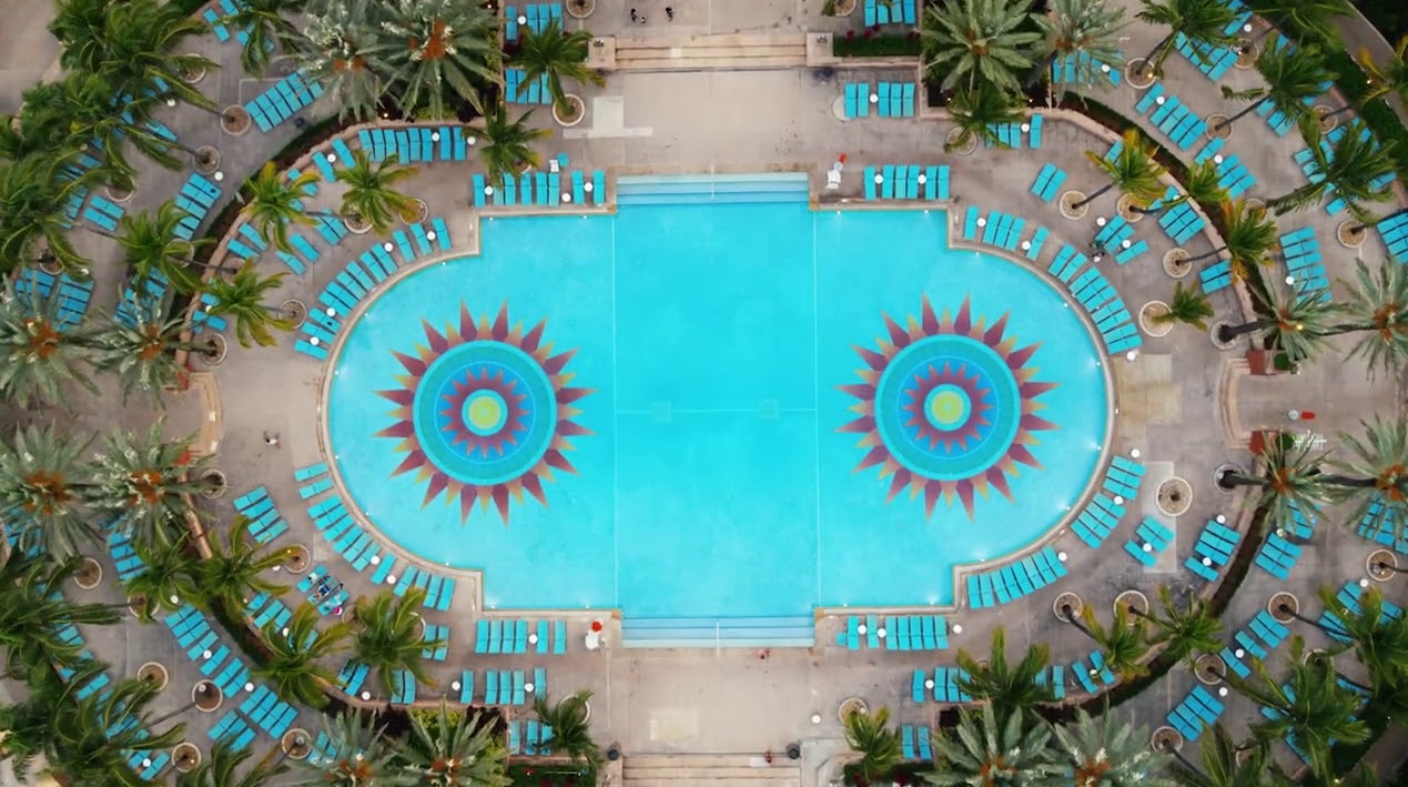 Hình ảnh bể bơi đẹp nhất thế giới tại The Royal at Atlantis, Bahamas